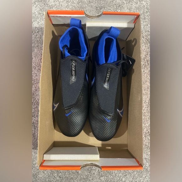 nike football cleats 7.5